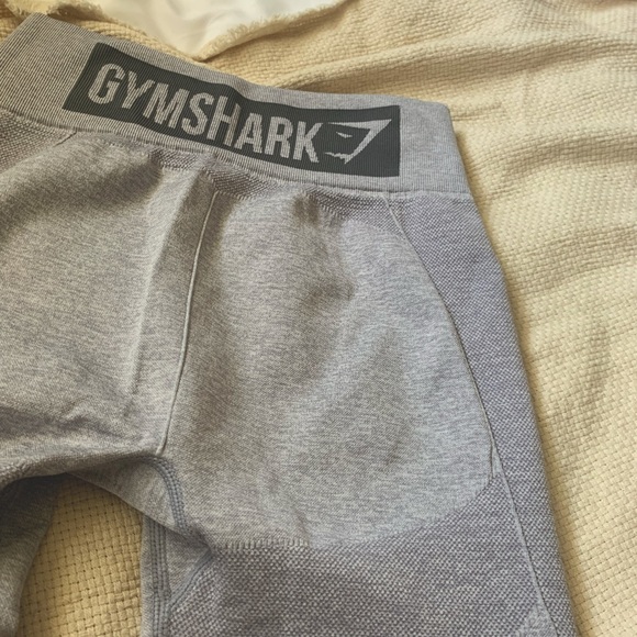 🦈Gymshark High Waisted Grey Flex Leggings🦈 - Picture 1 of 8
